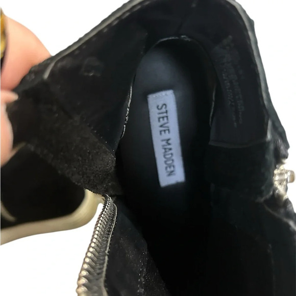 Steve Madden Saidi Black Suede Wedge Booties - Picture 6 of 6